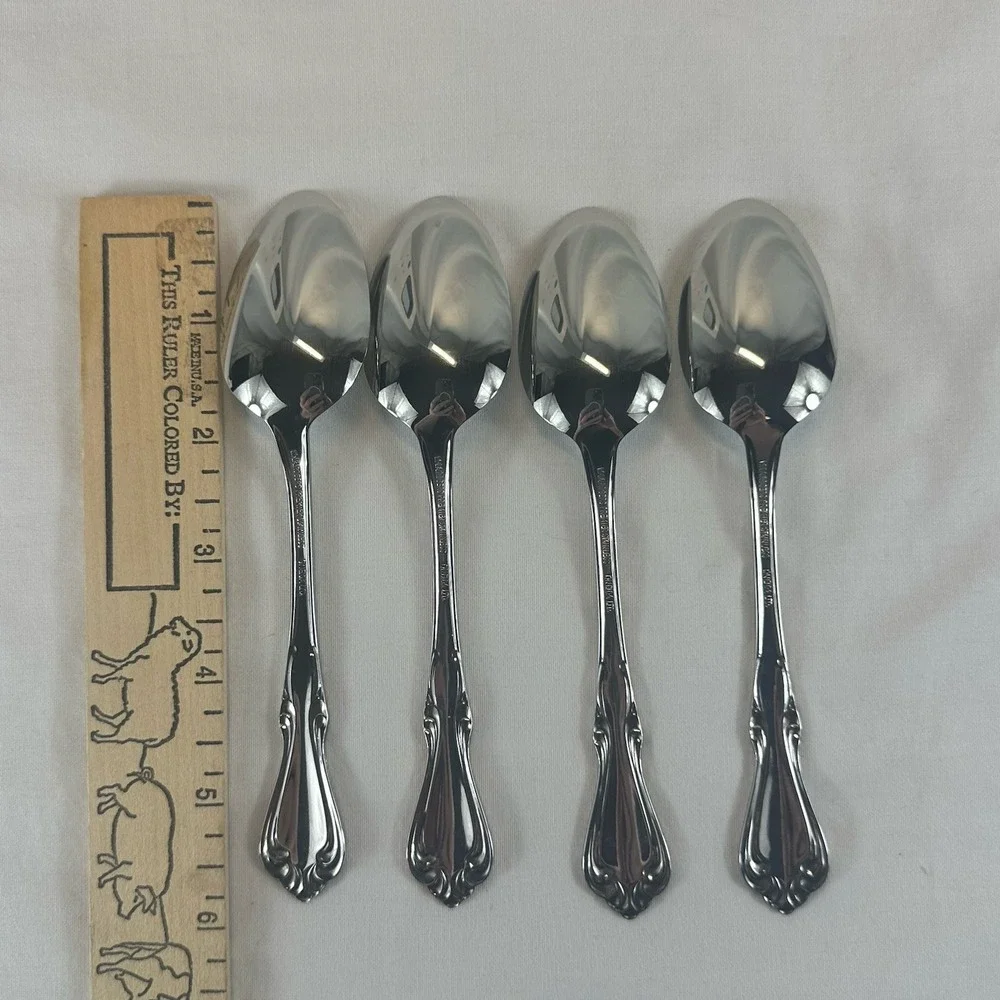 LOT‎ OF 4 WM. A. ROGERS ONEIDA STAINLESS *SUTTON PLACE*  Teaspoons Excellent